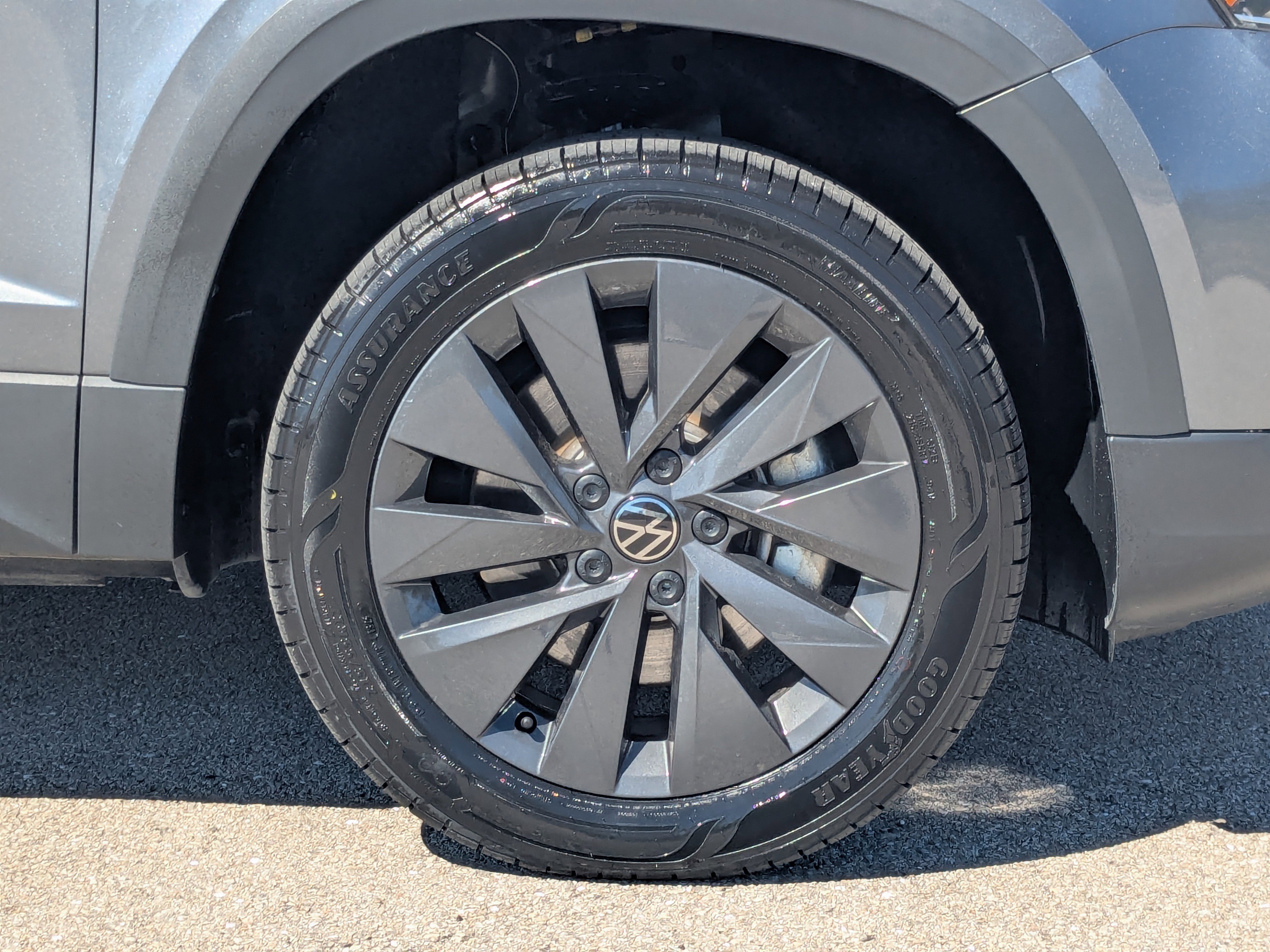 Used 2023 Volkswagen Taos S image 11