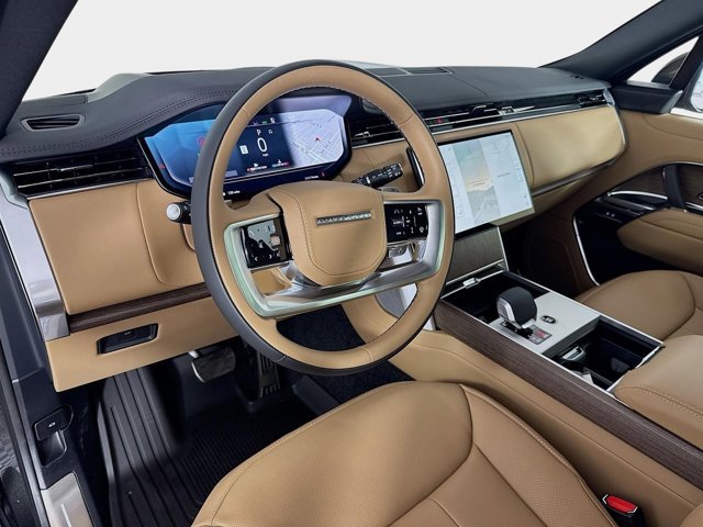 New 2026 Land Rover Range Rover Long Wheelbase SE image 9