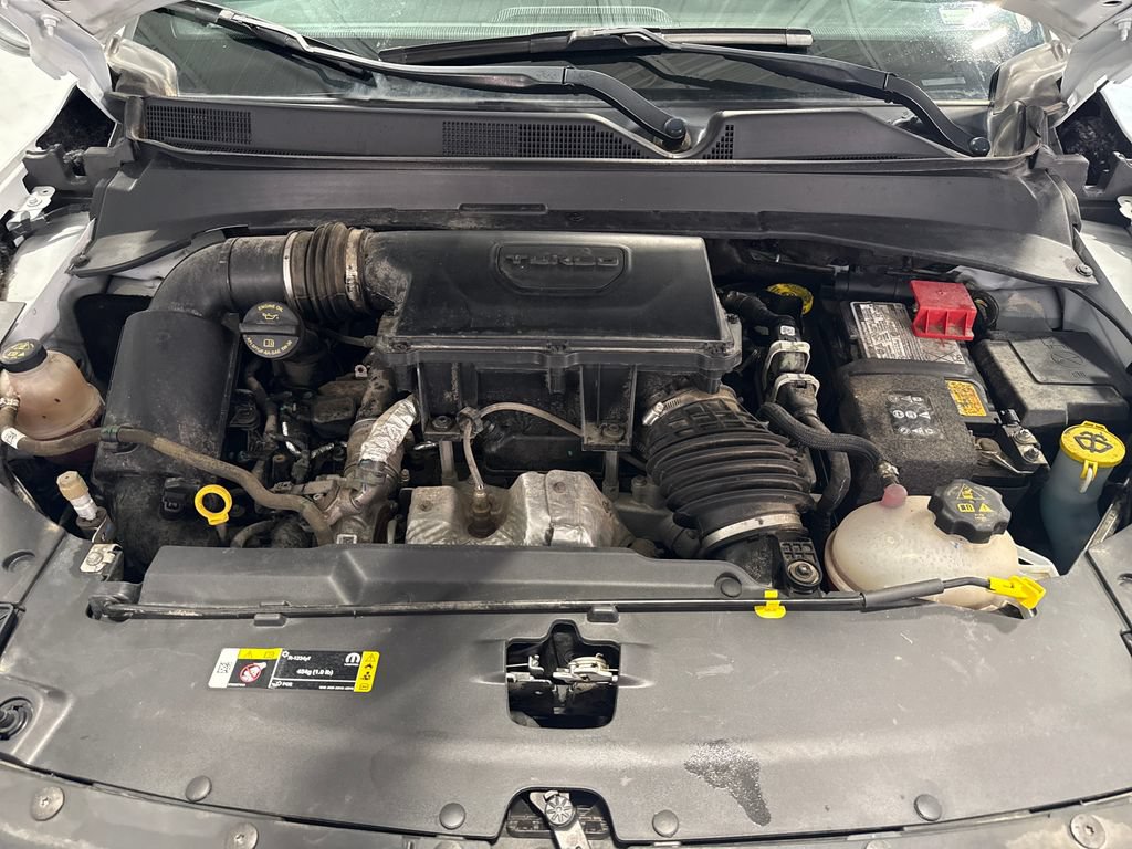 Used 2024 Jeep Compass Latitude AWD/4WD image 40