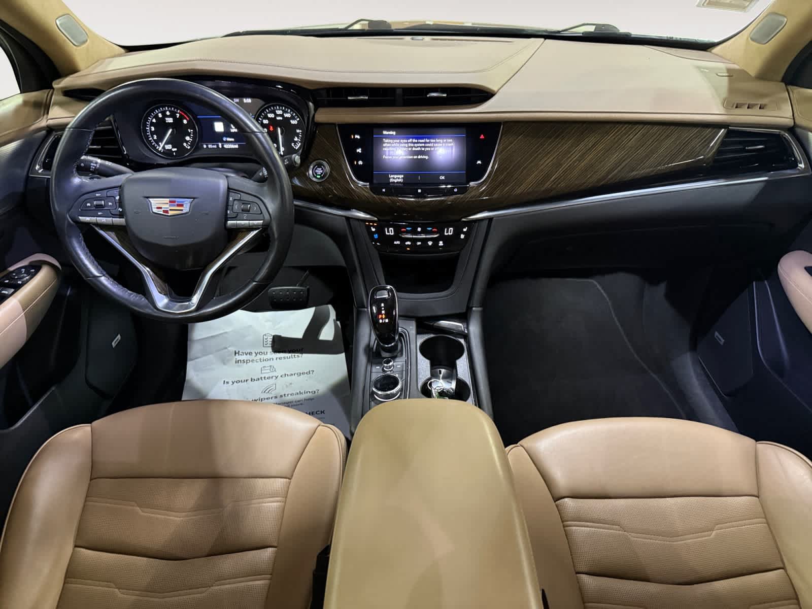 Used 2020 Cadillac XT6 Premium Luxury w/ Platinum Package FWD image 17