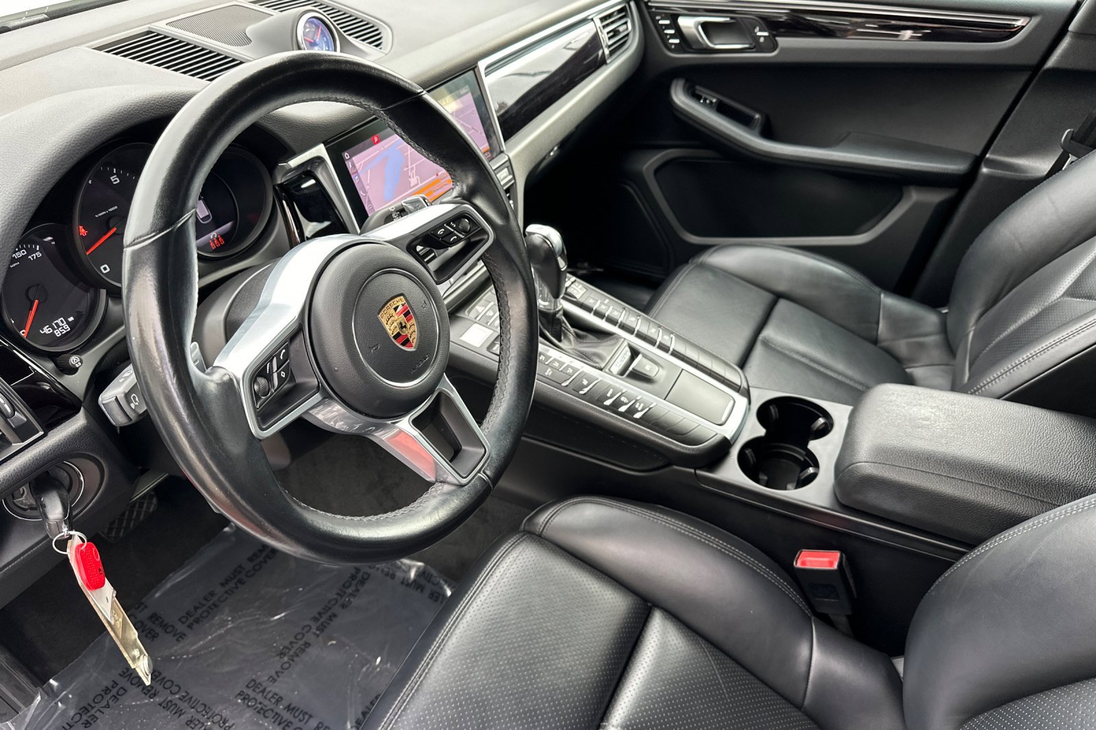 Used 2020 Porsche Macan image 13