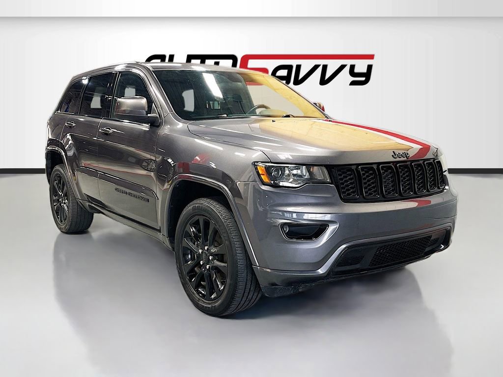 Used 2021 Jeep Grand Cherokee Laredo X AWD/4WD image 1