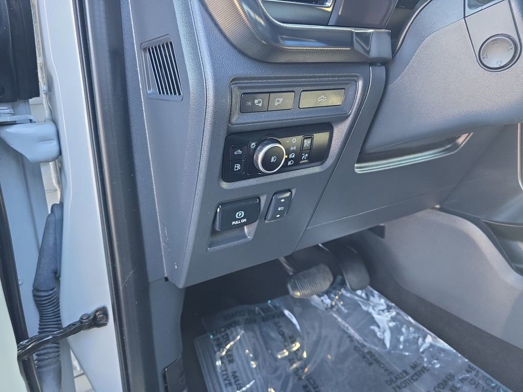 Used 2024 Ford F150 Platinum image 24