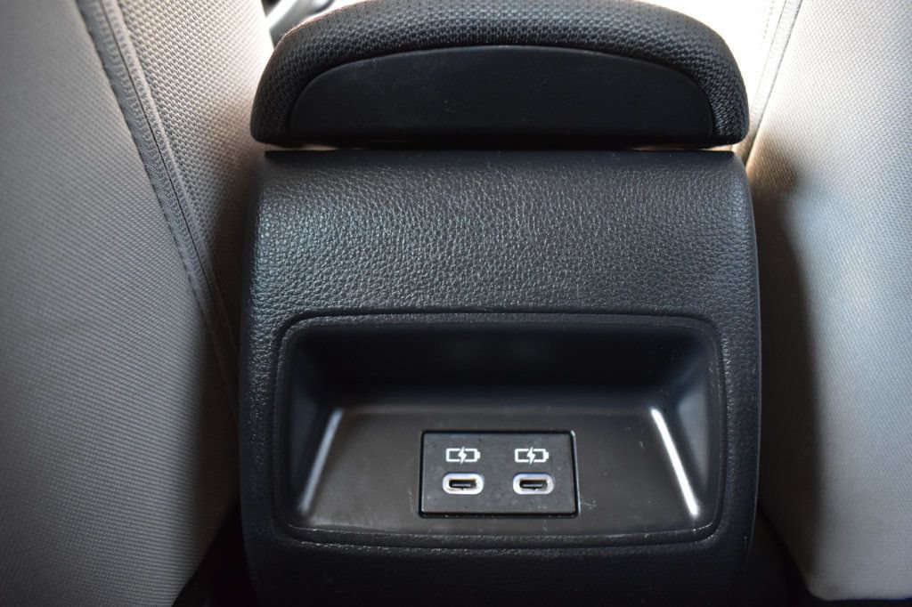 Used 2024 Toyota Corolla LE FWD image 32