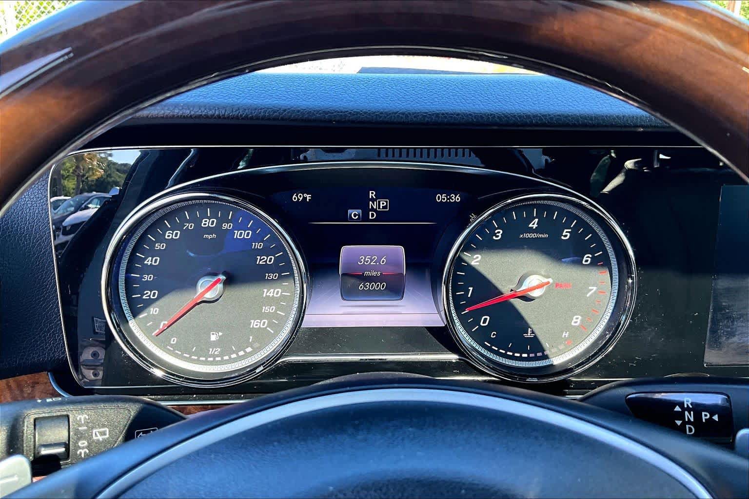 Used 2017 Mercedes-Benz E 400 4MATIC Wagon image 26