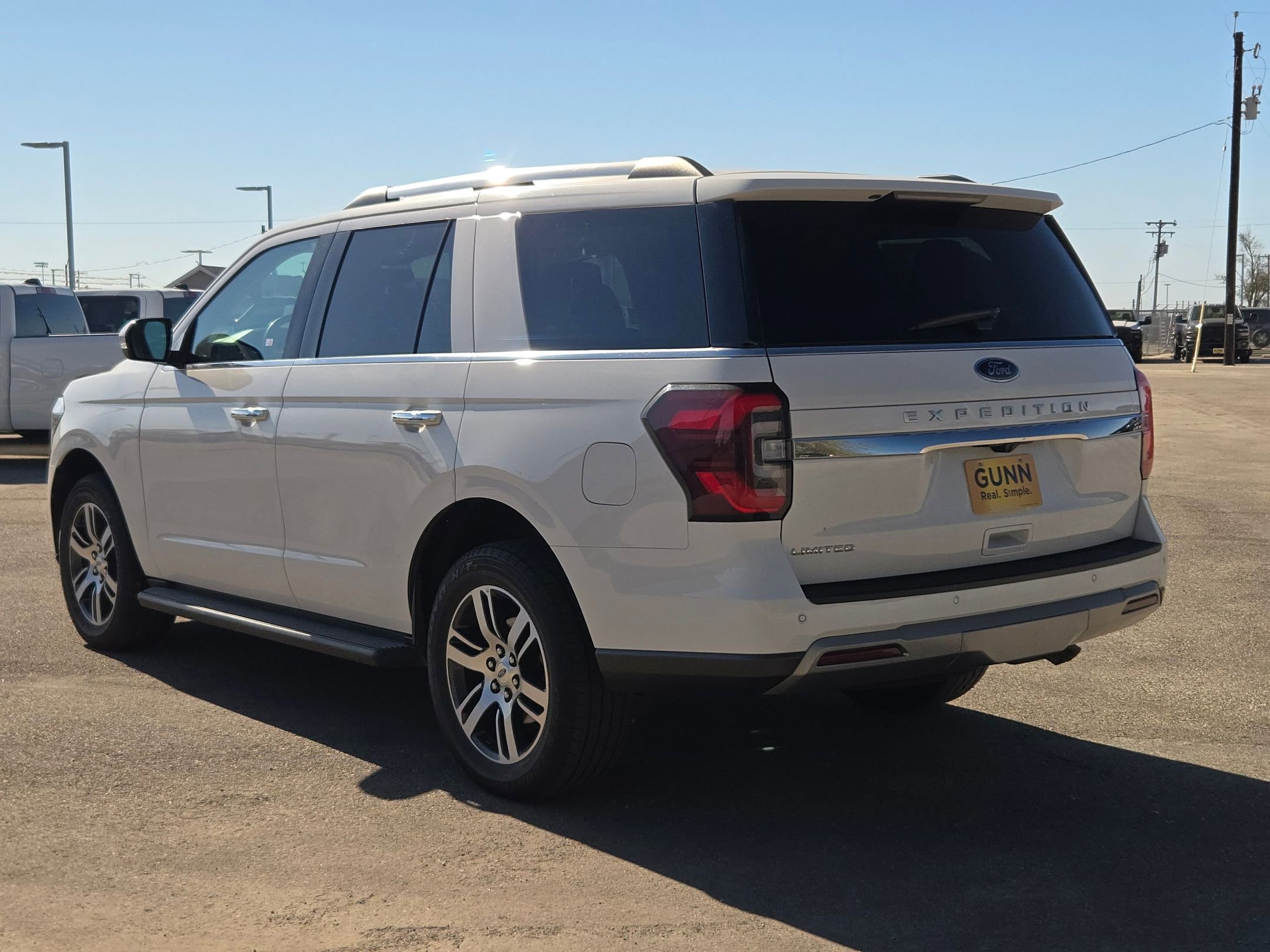 Used 2024 Ford Expedition Limited image 5