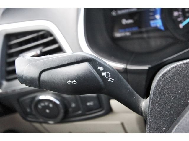 Used 2015 Ford Edge Titanium FWD image 16