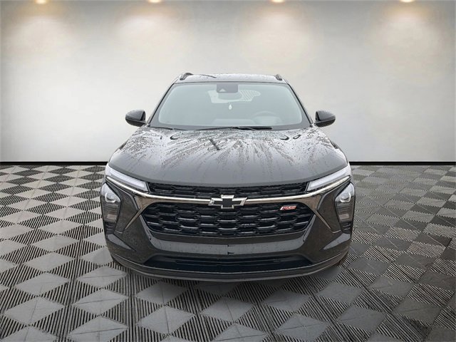 New 2026 Chevrolet Trax RS w/ Driver Confidence Package image 2