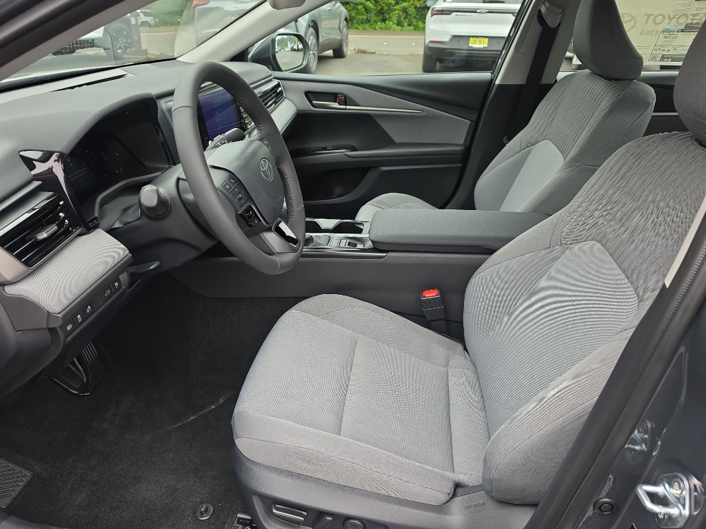 New 2026 Toyota Camry LE AWD/4WD image 14