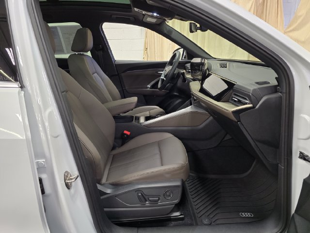 Used 2025 Audi Q5 Premium Plus AWD/4WD image 37