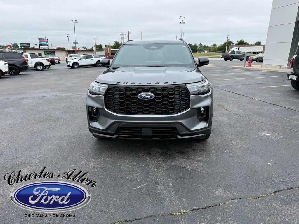 Used 2025 Ford Explorer ST-Line w/ Premium Package AWD/4WD image 8