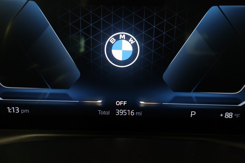Used 2024 BMW 330i Sedan w/ Convenience Package RWD image 17
