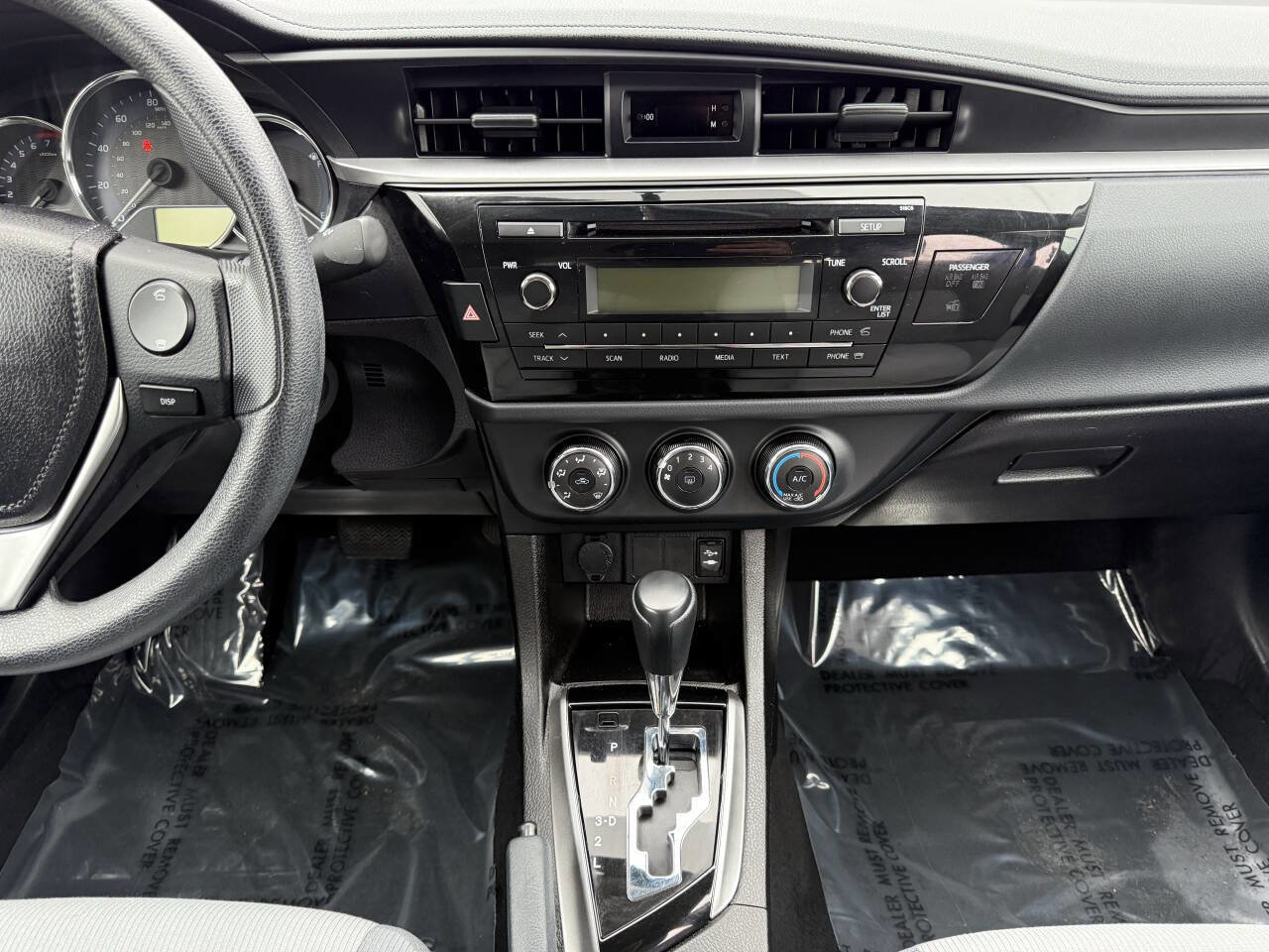 Used 2014 Toyota Corolla L FWD image 18