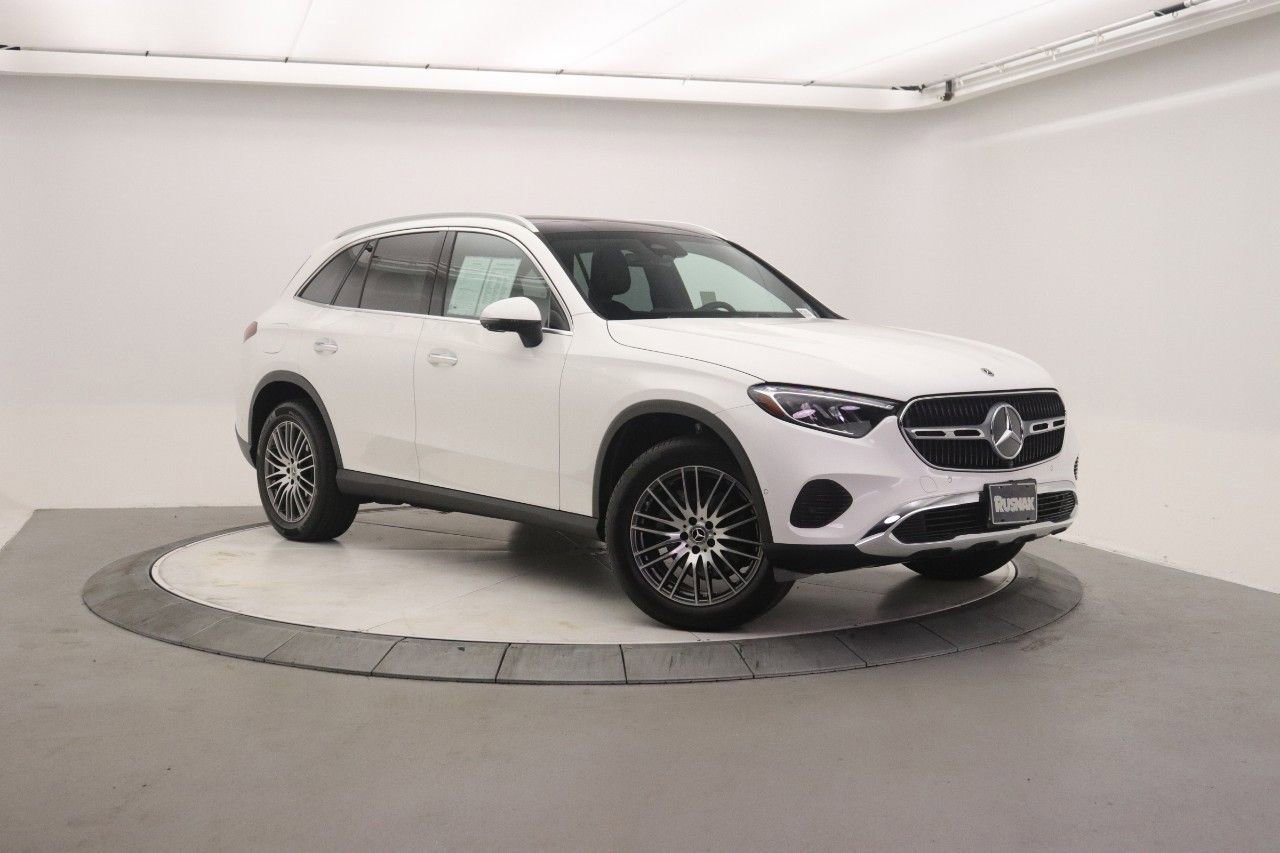 Used 2026 Mercedes-Benz GLC 300 image 35