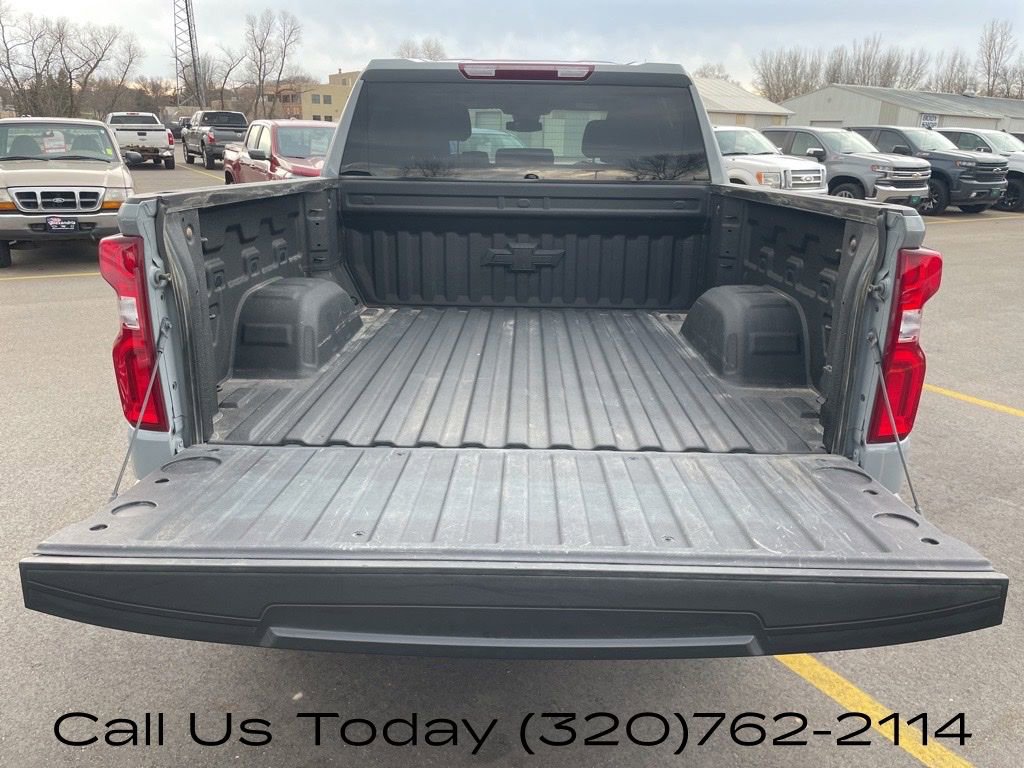Certified 2024 Chevrolet Silverado 1500 RST AWD/4WD image 33
