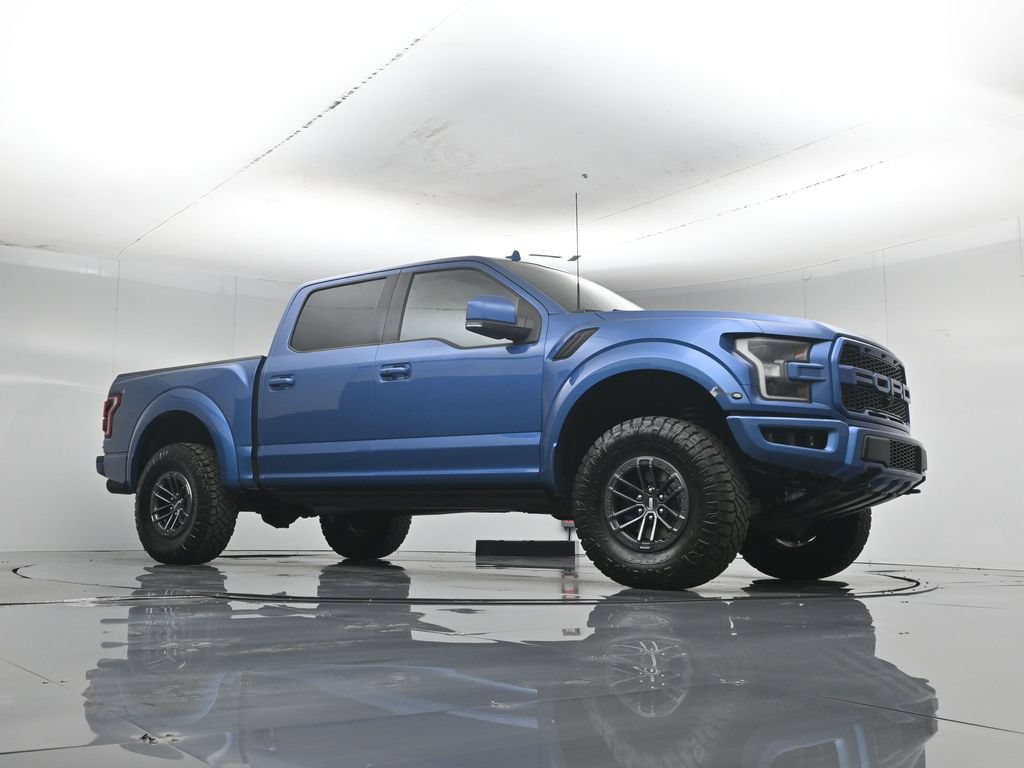 Used 2019 Ford F150 Raptor w/ Equipment Group 802A Luxury AWD/4WD image 3