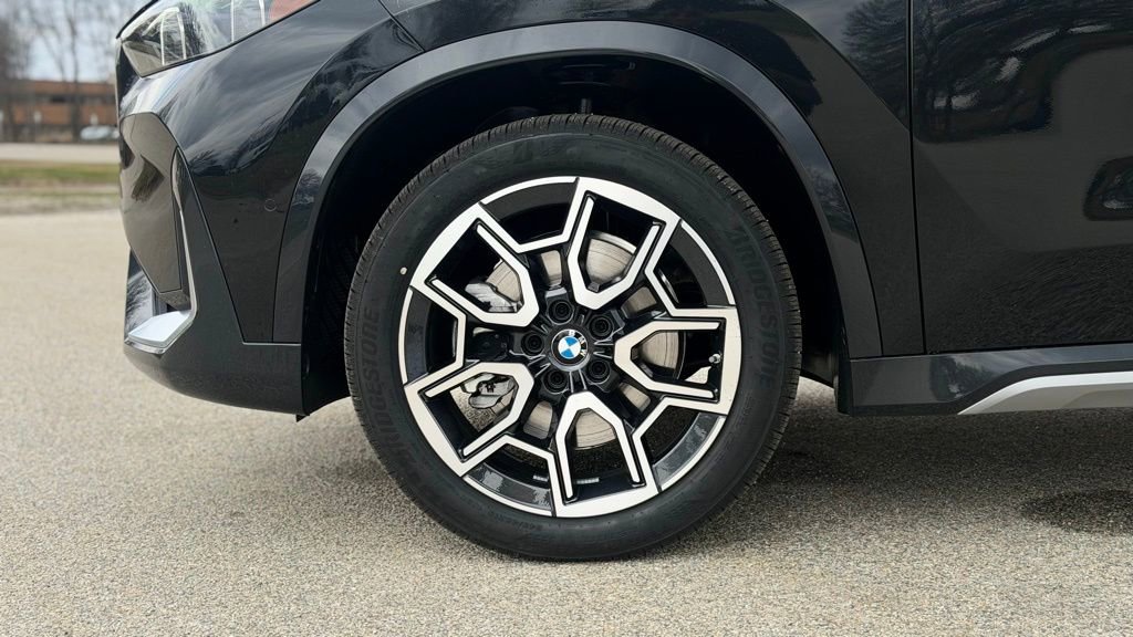 New 2026 BMW X1 xDrive28i image 2