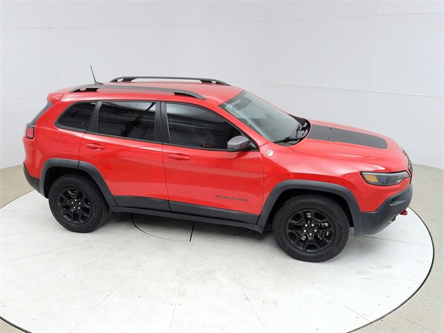 Used 2019 Jeep Cherokee Trailhawk w/ Cold Weather Group image 20
