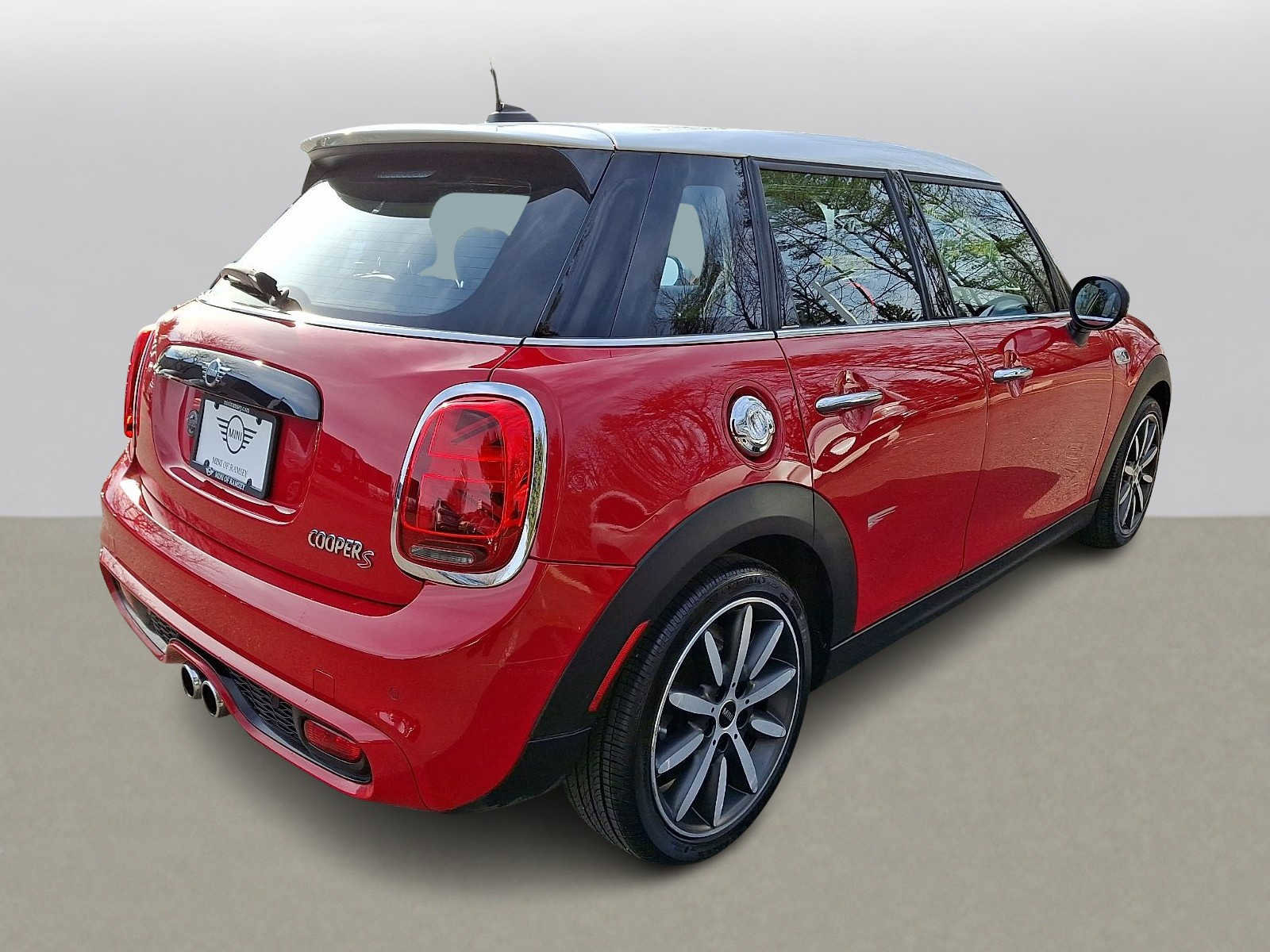 Used 2020 MINI Cooper S image 4