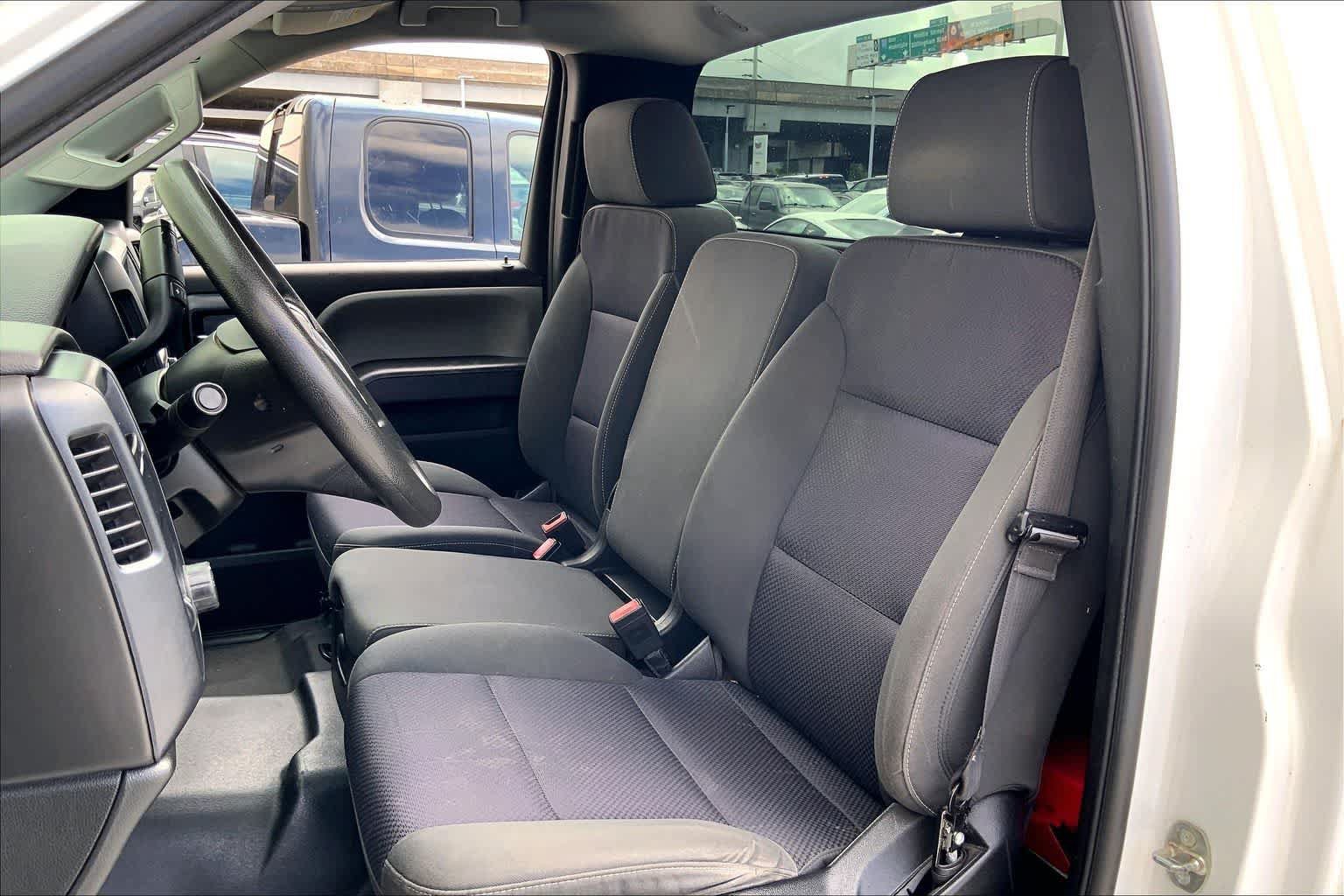 Used 2018 GMC Sierra 1500 2WD Regular Cab image 10