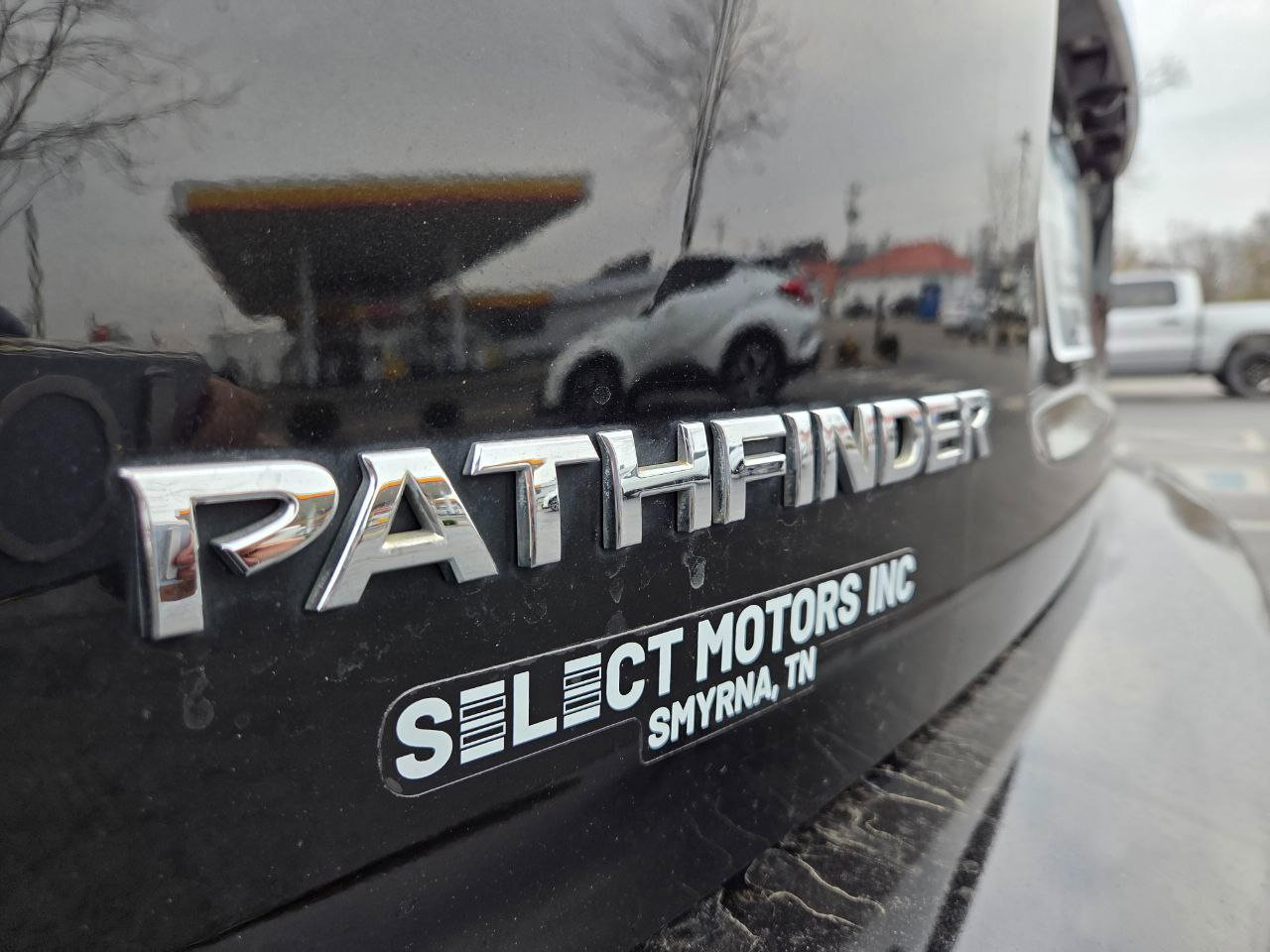 Used 2019 Nissan Pathfinder S image 9