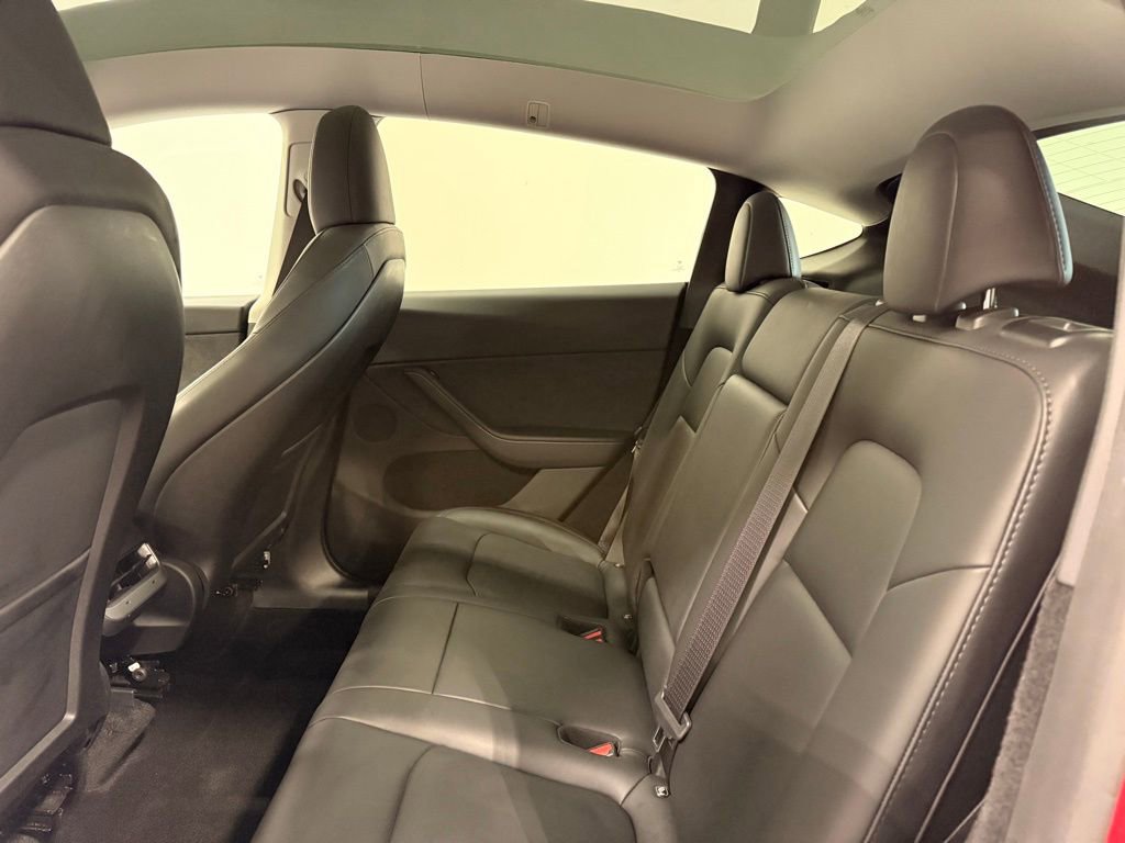 Used 2024 Tesla Model Y Long Range image 19