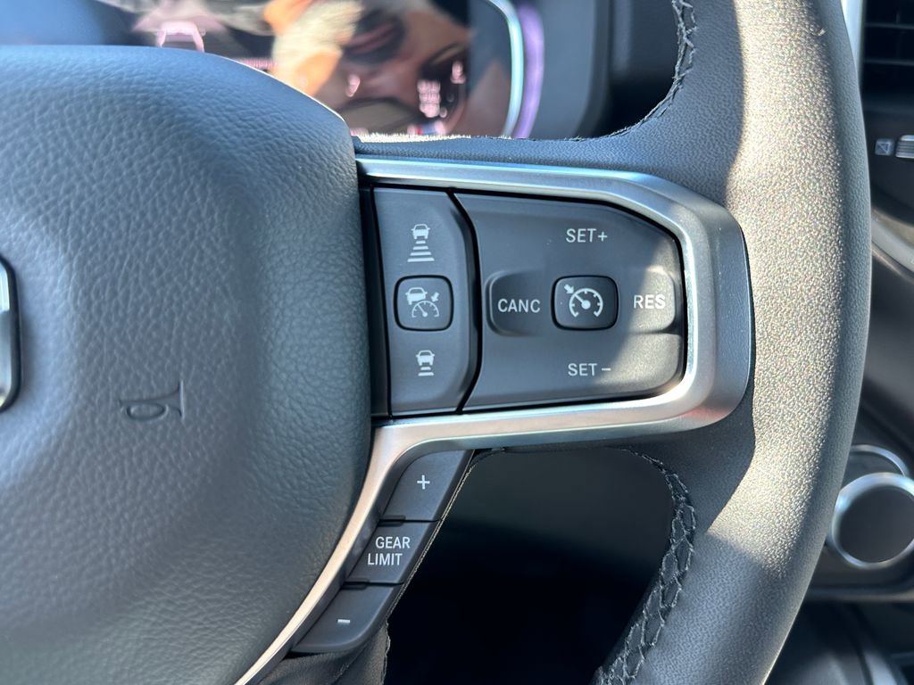 New 2026 RAM 1500 4x4 Crew Cab image 24