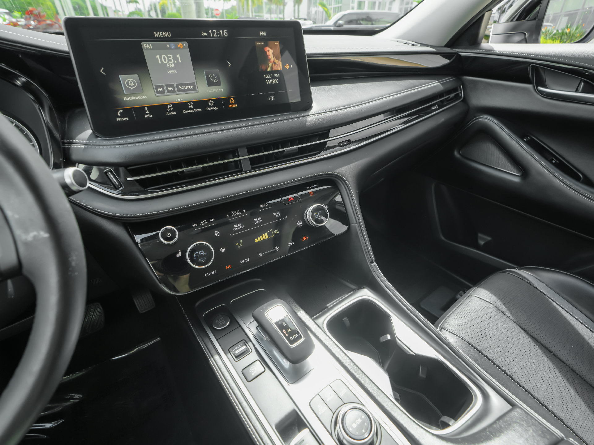 Used 2024 INFINITI QX60 Pure FWD image 12