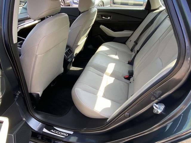 Used 2024 Honda Accord Touring image 9