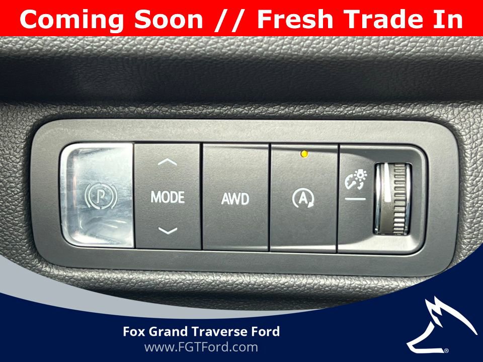 Used 2024 Chevrolet Traverse RS image 20