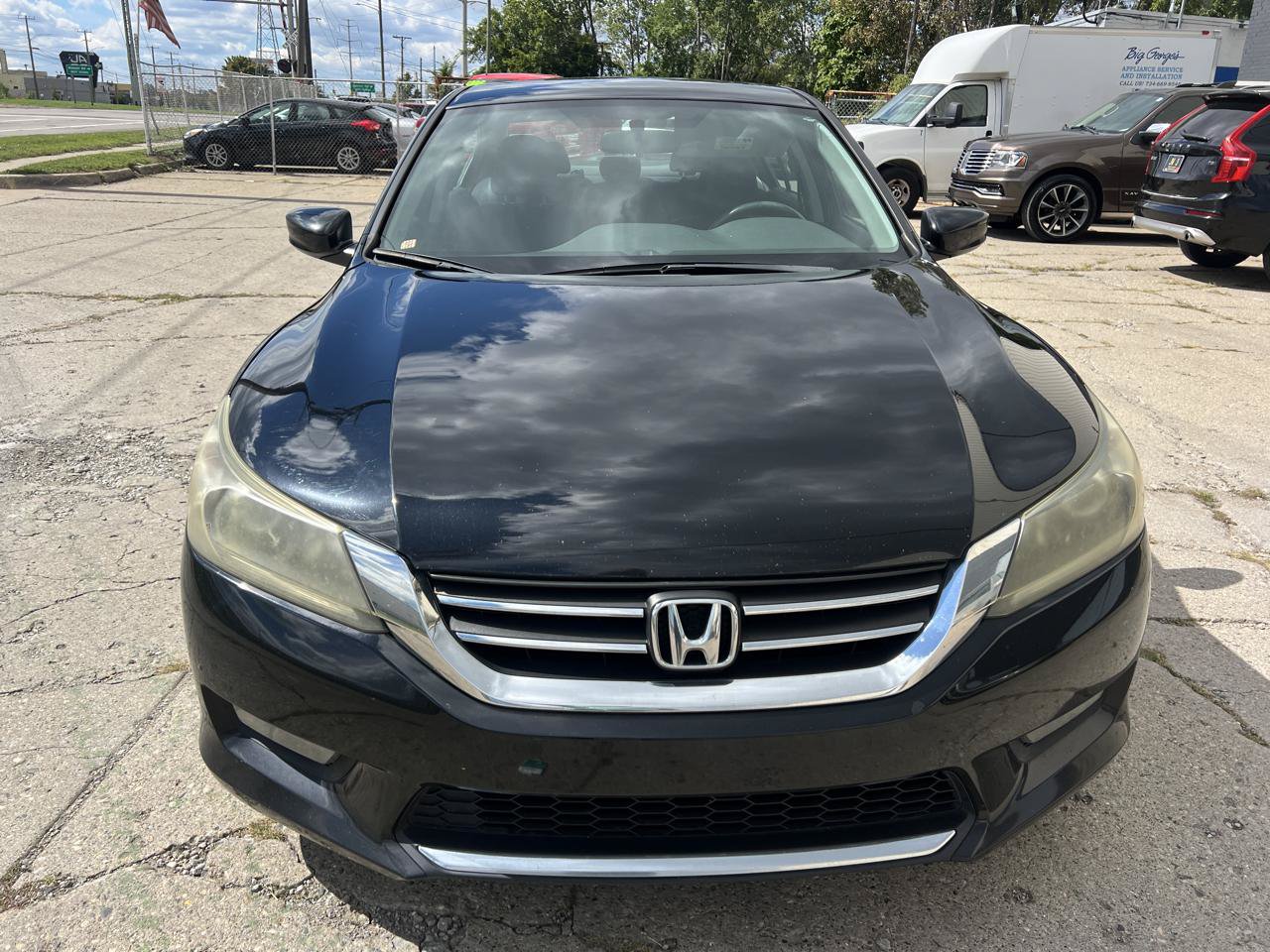 Used 2014 Honda Accord Sport image 2