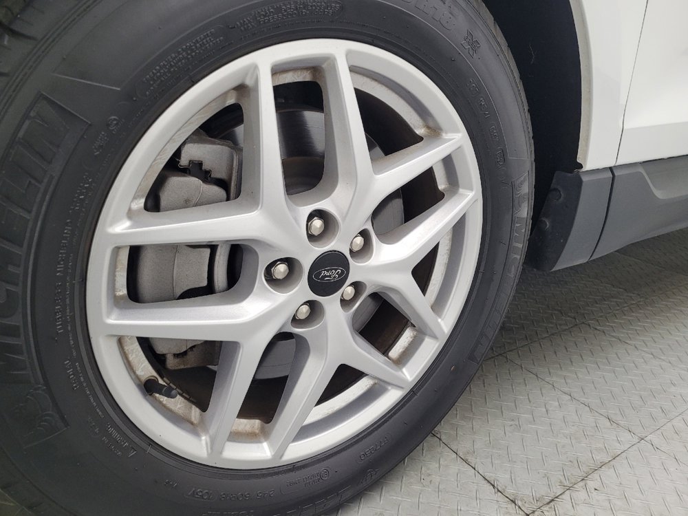 Used 2024 Ford Edge SEL image 31