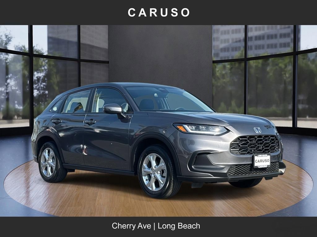 Used 2025 Honda HR-V LX image 1