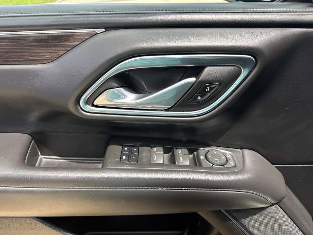 Used 2023 Chevrolet Suburban LT AWD/4WD image 17