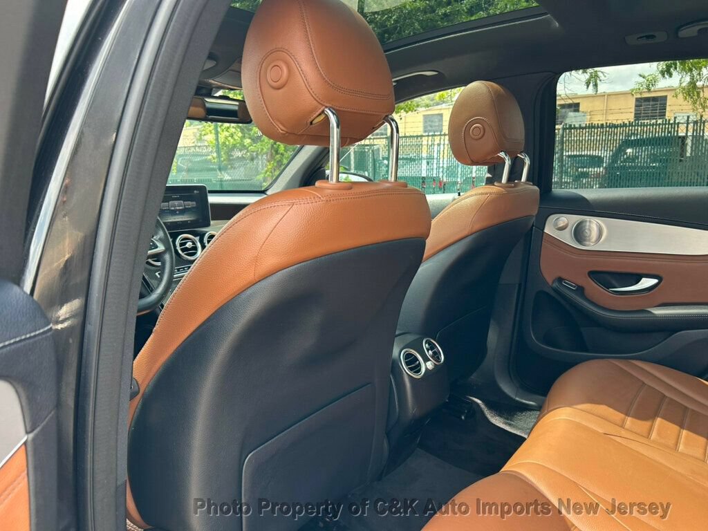 Used 2019 Mercedes-Benz GLC 43 AMG 4MATIC image 35