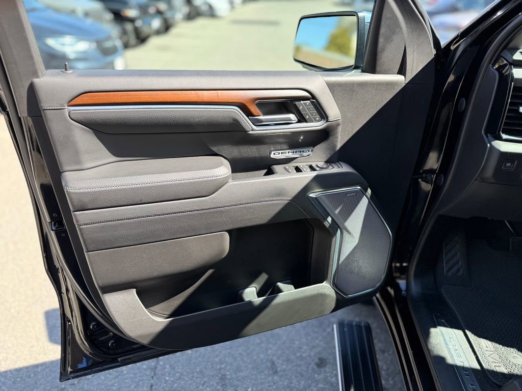 Used 2024 GMC Sierra 1500 Denali w/ Denali Reserve Package image 21