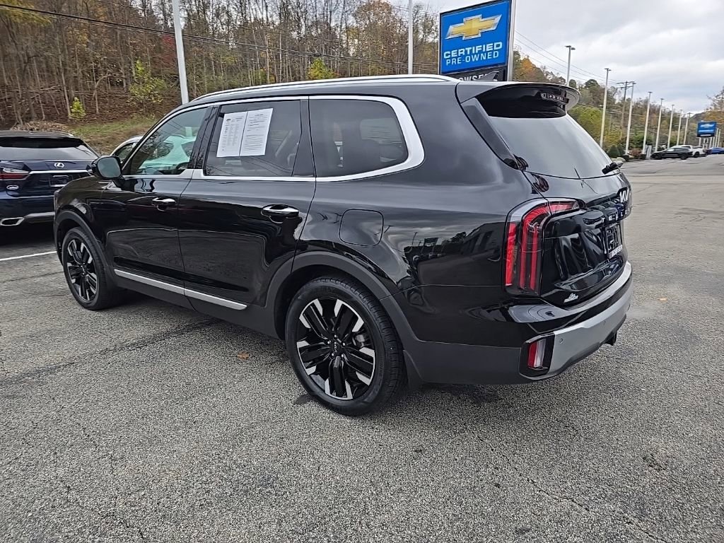 Used 2024 Kia Telluride SX Prestige w/ Towing Package image 3