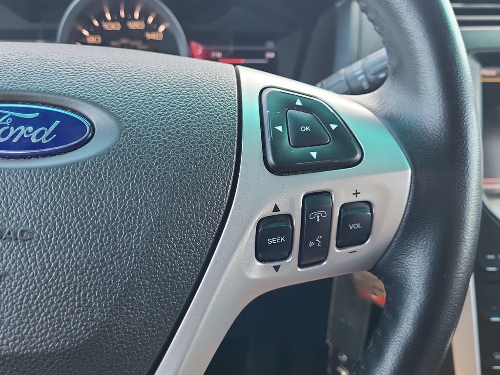 Used 2013 Ford Explorer XLT AWD/4WD image 25