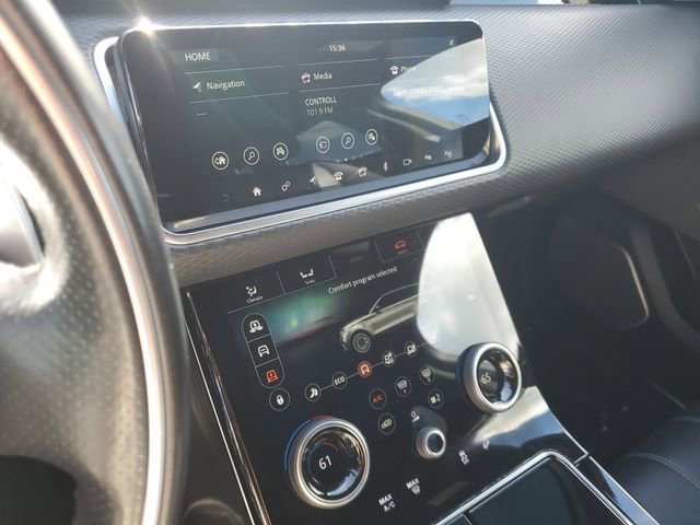Used 2019 Land Rover Range Rover Velar R-Dynamic SE image 26