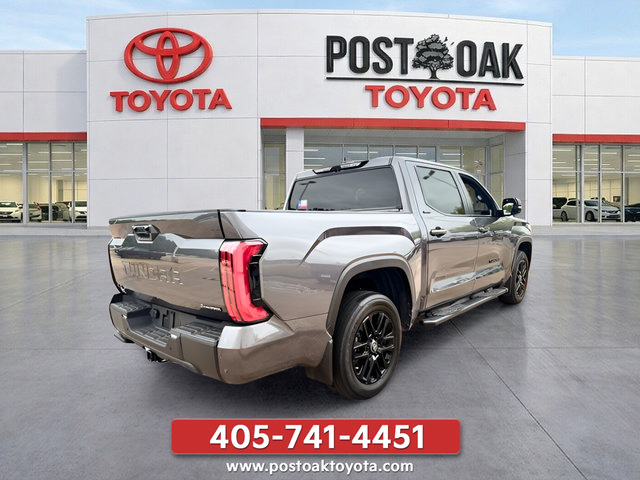 Used 2025 Toyota Tundra Limited AWD/4WD image 11