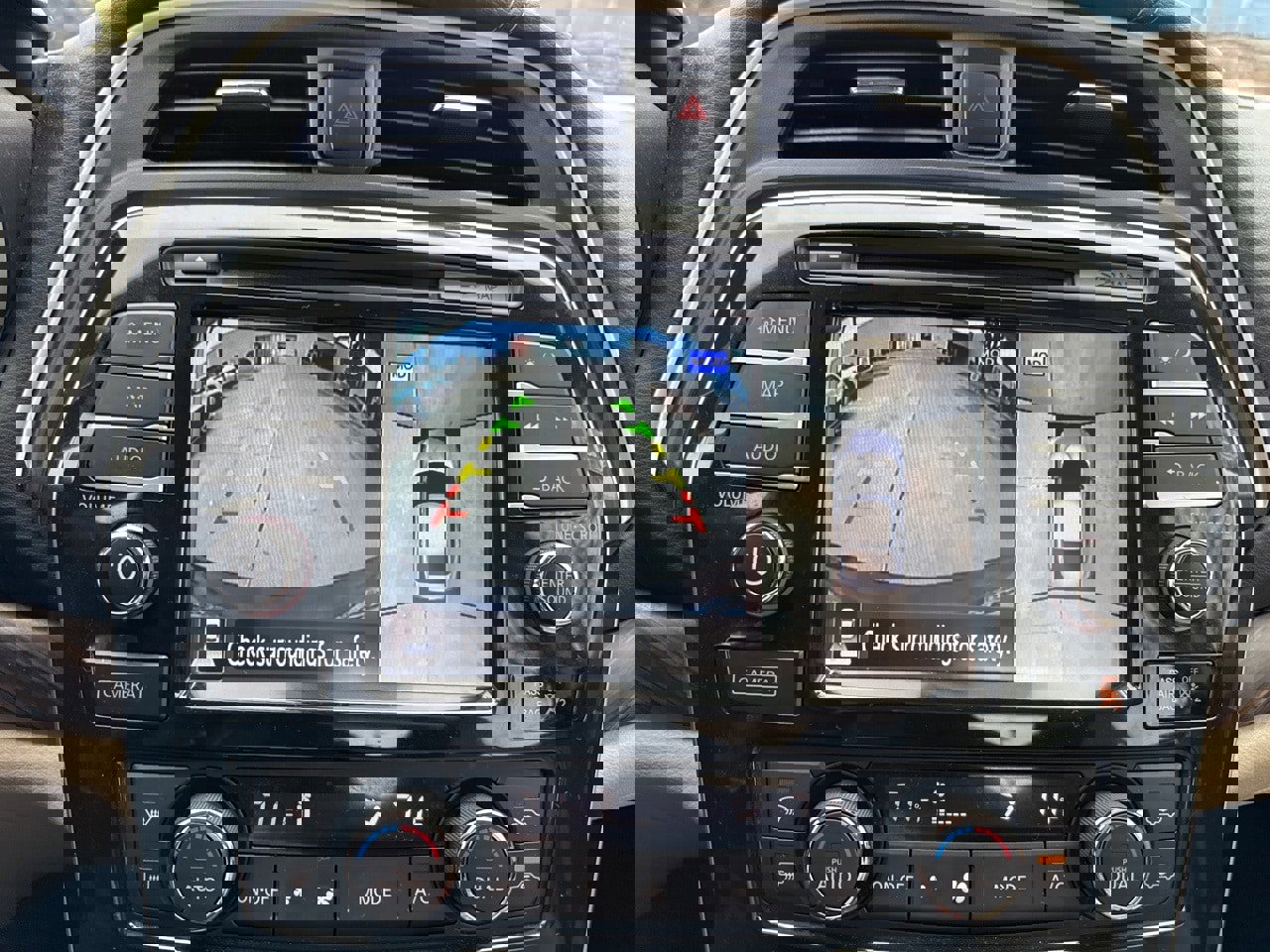 Used 2017 Nissan Maxima Platinum image 8