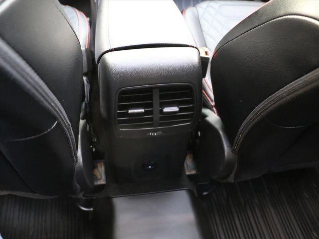 Used 2024 Ford Escape ST-Line Elite w/ Premium Technology Package image 21