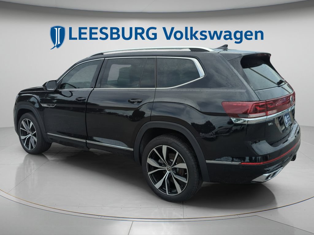 Used 2026 Volkswagen Atlas SEL Premium R-Line AWD/4WD image 9