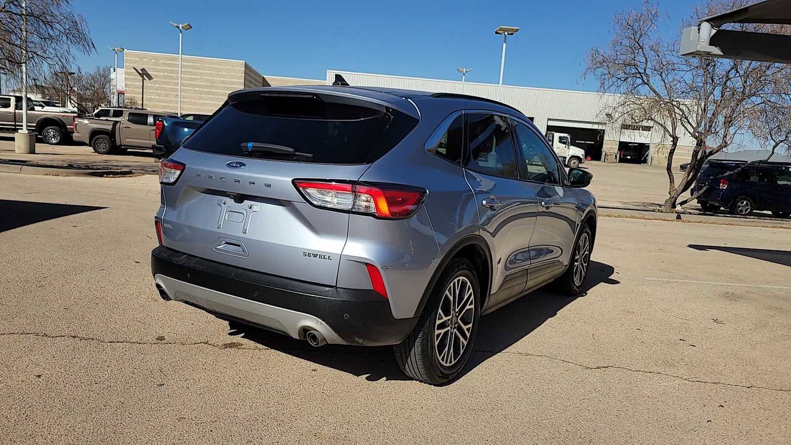 Used 2022 Ford Escape SEL w/ Technology Package image 9