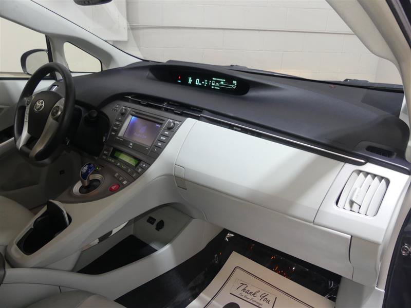 Used 2015 Toyota Prius Four FWD image 23