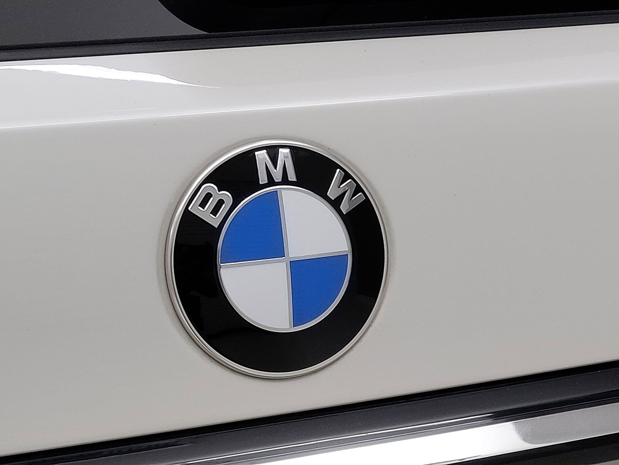 Certified 2023 BMW X7 xDrive40i w/ M Sport Package image 7