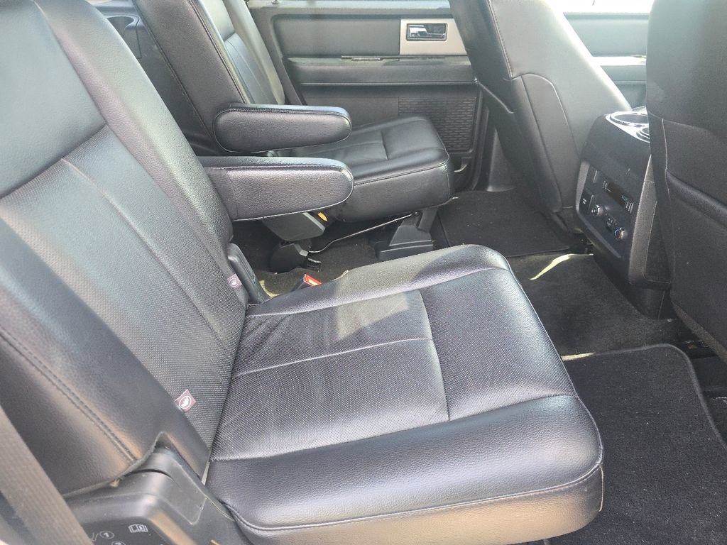 Used 2016 Ford Expedition Limited w/ Equipment Group 301A AWD/4WD image 20