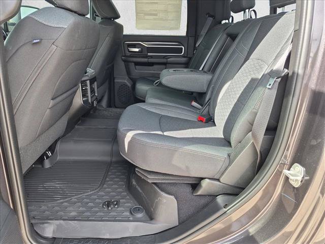 New 2026 RAM 2500 Big Horn AWD/4WD image 16