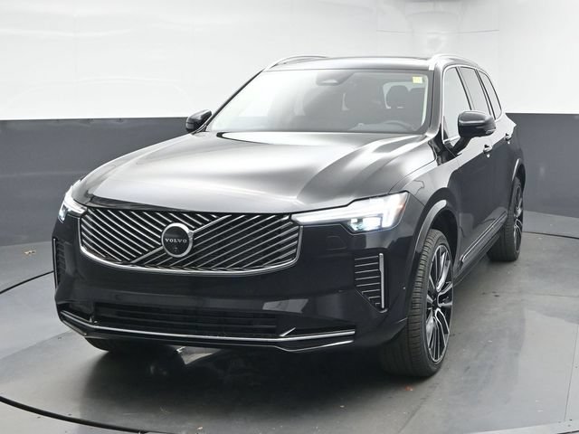 New 2026 Volvo XC90 B6 Plus w/ Protection Package Premier AWD/4WD image 3