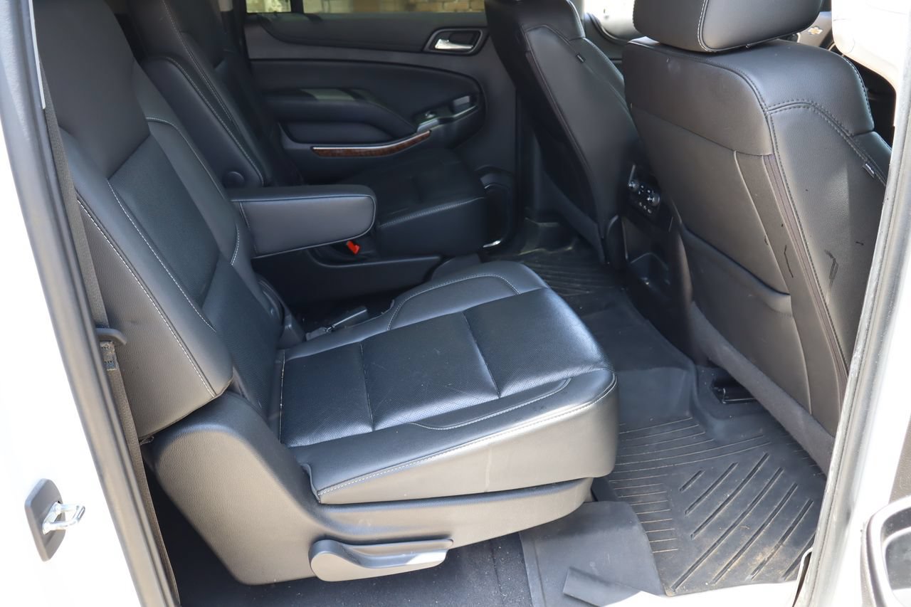 Used 2019 Chevrolet Suburban Premier AWD/4WD image 19